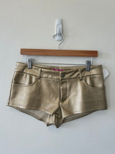 Load image into Gallery viewer, Women’s Edikted Shorts
