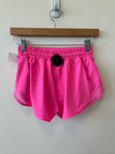 Load image into Gallery viewer, Lulu Lemon Athletic Shorts Size Small
