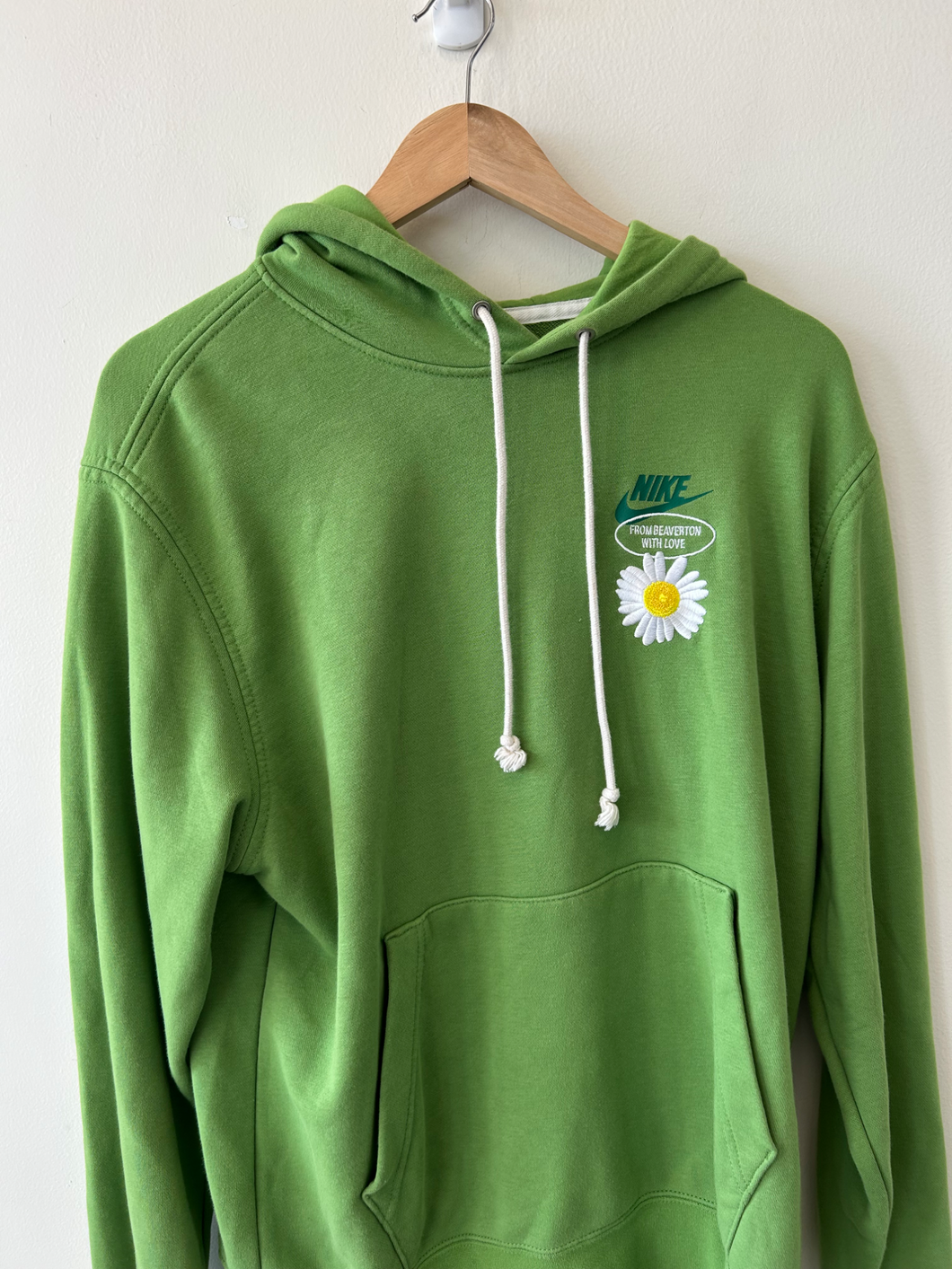 Nike Sweatshirt Size Medium