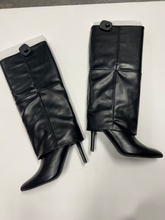 Load image into Gallery viewer, Boots Womens 8.5
