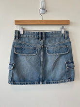 Load image into Gallery viewer, Zara Skirt Short Size Extra Small
