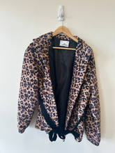 Load image into Gallery viewer, Outerwear Size Large
