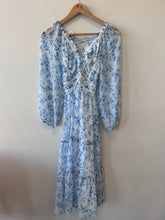 Load image into Gallery viewer, Women’s long dress
