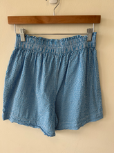 Load image into Gallery viewer, Aerie Shorts Size Small
