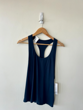 Load image into Gallery viewer, Athleta Athletic Top Size Small
