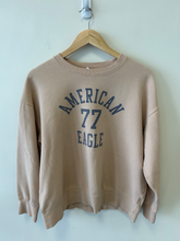 Load image into Gallery viewer, American Eagle Sweatshirt Size Medium
