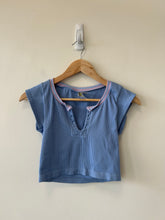 Load image into Gallery viewer, Out From Under Short Sleeve Top Size Medium
