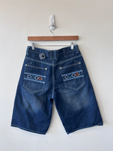 Load image into Gallery viewer, Coogi Shorts Size Small
