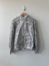 Load image into Gallery viewer, Abercrombie &amp; Fitch Sweatshirt Size Small
