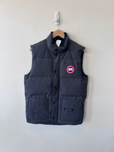 Load image into Gallery viewer, Heavy Outerwear Size Small
