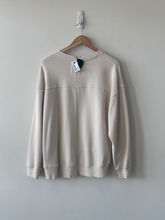 Load image into Gallery viewer, Aerie Sweatshirt Size Extra Small
