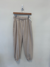 Load image into Gallery viewer, John Galt Athletic Pants Size Small
