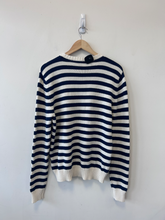 Load image into Gallery viewer, Brandy Melville Sweater Size Small

