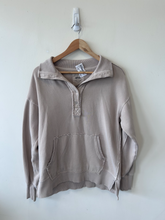 Load image into Gallery viewer, Aerie Sweatshirt Extra Extra Small
