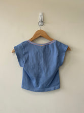 Load image into Gallery viewer, Out From Under Short Sleeve Top Size Medium

