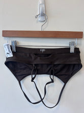 Load image into Gallery viewer, Women’s sport bra
