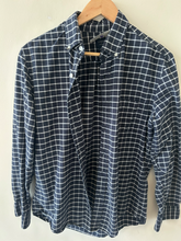Load image into Gallery viewer, J. Crew Long Sleeve Top Size Medium
