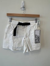 Load image into Gallery viewer, Almost Famous Shorts Size Small
