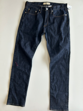 Load image into Gallery viewer, Gap Denim Size 32
