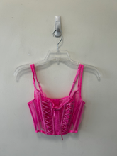 Load image into Gallery viewer, Victoria's Secret Tank Top Size Small
