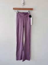 Load image into Gallery viewer, Lululemon Athletic Pants Size 2 (26)
