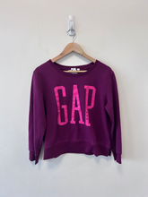 Load image into Gallery viewer, Gap Sweatshirt Size Medium
