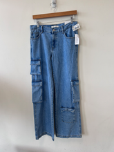 Load image into Gallery viewer, Pac Sun Denim Size 2 (26)
