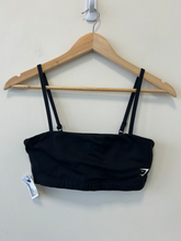 Load image into Gallery viewer, Gym Shark Athletic Top Size Small
