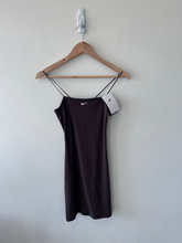 Load image into Gallery viewer, Nike Dress Size Extra Small
