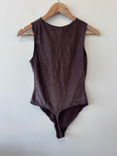 Load image into Gallery viewer, Skims Tank Top Size Medium
