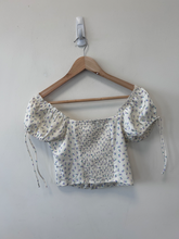 Load image into Gallery viewer, Princess Polly T-Shirt Size Small
