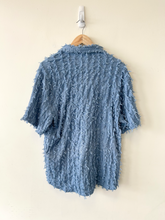 Load image into Gallery viewer, Short Sleeve Top Size Large
