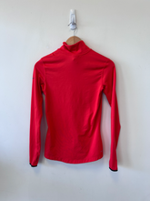 Load image into Gallery viewer, Nike Athletic Top Size Medium
