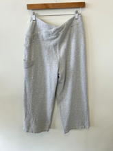 Load image into Gallery viewer, Free People Athletic Pants Size Small
