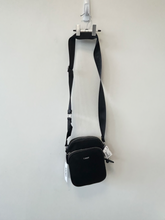Load image into Gallery viewer, Dkny Purse
