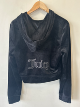 Load image into Gallery viewer, Juicy Couture Sweatshirt Size Extra Large
