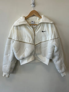Nike Outerwear Size Small