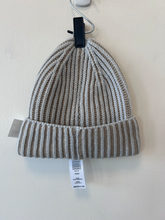 Load image into Gallery viewer, Hat
