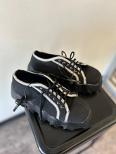 Load image into Gallery viewer, Casual Shoes 7
