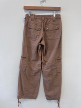 Load image into Gallery viewer, Rsq Pants Size Extra Small

