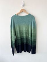 Load image into Gallery viewer, Sweater Size XXL

