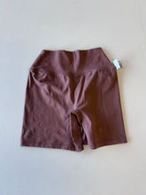 Load image into Gallery viewer, Alphalete Athletic Shorts Size Small
