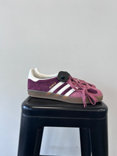 Load image into Gallery viewer, Adidas Mens Athletic Shoes Mens 10.5
