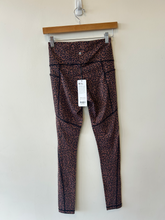 Load image into Gallery viewer, Crz Yoga Athletic Pants Size Large
