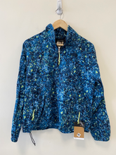 Load image into Gallery viewer, North Face Athletic Jacket Size Medium
