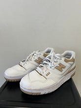 Load image into Gallery viewer, New Balance Casual Shoes Womens 9.5
