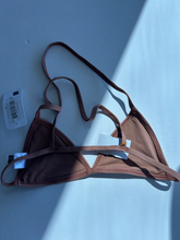 Load image into Gallery viewer, Womens Swimwear Size Medium
