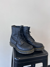 Load image into Gallery viewer, Dr Martens Boots 10
