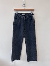 Load image into Gallery viewer, Pants Size 1 (25)
