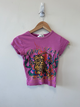Load image into Gallery viewer, Urban Outfitters ( U ) T-Shirt Size Extra Small
